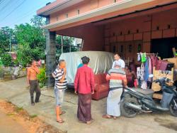 Bayi Laki-laki Baru Lahir Ditemukan di Depan Rumah Warga