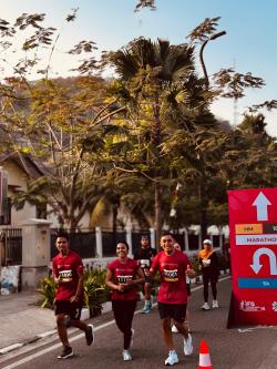 Polwan Juarai Loccal Female 10K IFG Labuan Bajo Marathon 2024