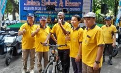 Jalan Sehat Hari Jadi ke-66 UMS, Rektor Bagi-bagi Sepeda