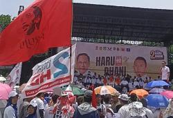 Ribuan pendukung Haru-Dhani tumpah ruah di Monumen Tegal Lega Kota Bandung