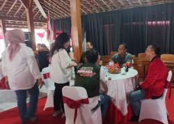 Pilgub Jateng, Pasangan Andika dan Hendi Temui Petani, Pedagang Hingga Kiai di Grobogan