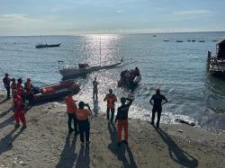 Perahu Tenggelam, Tim SAR Gabungan Cari Seorang Nelayan Asal Budong-budong