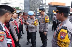 Kapolres Lamongan Sidak Handphone Anggota Pastikan Tidak Terlibat Judi Online