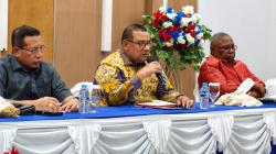 Tatap Muka Pj Gubernur PBD: Semangat Kebersamaan Jadi Kunci Sukses Pembagunan di Sorong Selatan