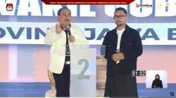 Jeje Wiradinata Tegaskan Kesetaraan Pembangunan Antar Daerah di Debat Perdana Pilgub Jabar