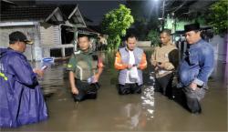 Banjir Rendam Perumahan Taman Mangu Indah, Wakil Ketua DPRD Tangsel Turun Tangan