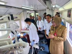 Warga Sekitar Stasiun Gundih, Antusias Ikuti Pengobatan Gratis di Rail Clinic KAI Daop 4 Semarang