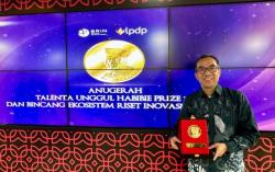 Lakukan Banyak Riset yang Inovatif, Dosen ITB Raih Penghargaan Habibie Prize 2024