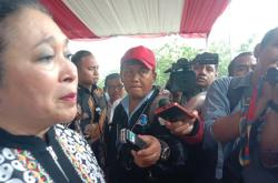 Kunjungan Titiek Soeharto di Sukoharjo, Dukung Presiden Hapus Hutang Petani