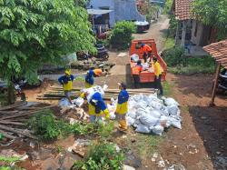 Siapkan 200 Karung Berisi Pasir, Tambal Tanggul Bodri yang Bocor 