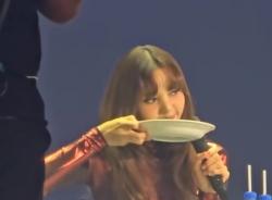 Lisa Blackpink Ketagihan Makan Rendang Hingga Minta Nasi di Fan Meetup Jakarta