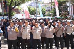 Ratusan Personel Polres Pelabuhan Makassar Bantu Amankan Kampanye Akbar Pilkada Makassar