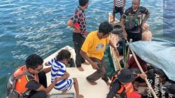 Tim SAR Selamatkan 27 Penumpang Kapal Rusak di Perairan Pulau Lau-Lau Maluku