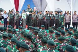 450 Prajurit TNI Batalyon 112/Darma Jaya Dikirim Jaga Perbatasan RI-PNG