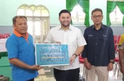 Gavriel Novanto dan BAKTI Komdigi Serahkan Bantuan Internet pada Jemaat GMIT Imannuel Oesao