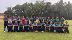 Polres Ciamis Gelar Sepak Bola Persahabatan untuk Wujudkan Pilkada Aman dan Kondusif