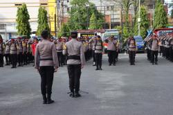 Polresta Sorong Kota Siaga: Gelar Apel Pengamanan Jelang Pilkada 2024, Ratusan Personel Dikerahkan