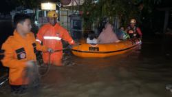 Banjir Melanda 4 Kecamatan di Ponorogo, Warga Terpaksa Diungsikan