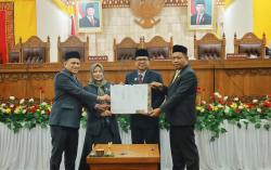 DPRK Aceh Barat Sahkan Qanun APBK 2025