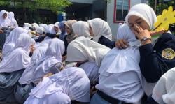 Peringatan HGN 2024 di SMK BPN Kota Tasikmalaya, Para Siswa Bikin Kejutan yang Membuat Guru Terharu