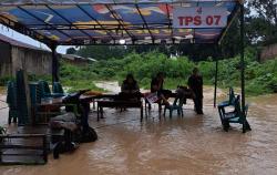 Banjir Kepung Medan di Hari Pencoblosan, Aktivitas di Sejumlah TPS Terhambat