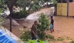 Sungai GBI Jebol, Beberapa Ruas Jalan di Kota Bandung Terendam Banjir