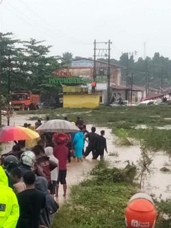 Hujan Guyur Deli Serdang, 300 Rumah Terendam Banjir di Jalan Pelajar Ujung, Marindal 1 Patumbak