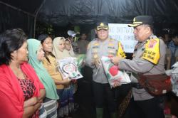 Polres Pelabuhan Belawan Salurkan Bantuan untuk Korban Banjir di Medan Labuhan