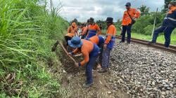 Upaya Normalisasi Jalur KA Pasca Longsor di Blitar Berlanjut, Perjalanan Masih Terbatas