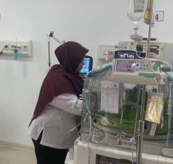 Ibu Ini Lahirkan 4 Bayi Kembar Sekaligus di RSUD Karawang