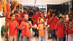 Metro Park View Semarang Gelar “Christmas Tree Lighting Ceremony” dan Hadirkan Promo Jelang Nataru