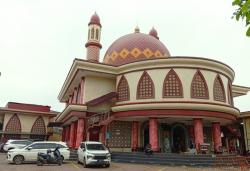 Jauh Sebelum Program Makan Siang Gratis, Masjid di Sukmajaya Depok Siapkan Ratusan Porsi Makanan