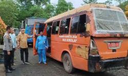 Bus Sekolah Tua di Singkep Barat Mengancam Keselamatan Pelajar