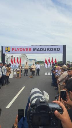 Resmikan Flyover Madukoro Semarang, ini Pesan Presiden Prabowo