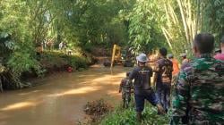 Kodim 0612 Tasikmalaya Bersama Warga Normalisasi Sungai Citanduy, Pengabdian TNI untuk Lingkungan