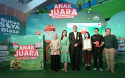 Gerakan 1.000 Cerita Bunda Anak Juara Morinaga Soya Raih Penghargaan MURI