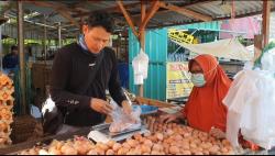 Harga Telur dan Minyak Goreng di Cilegon Melejit Jelang Natal dan Tahun Baru, Ini Penyebabnya