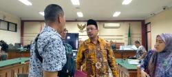 Suasana Haru Warnai Sidang Korupsi di Tipikor Surabaya, Gus Muhdlor Menangis dan Minta Bebas