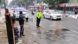 Tragis! 2 Pejalan Kaki Tertabrak Mobil di Jalan A Yani Cicadas Bandung, 1 Orang Tewas