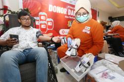 Transformasi 1 Tahun, PTPN I Regional 5 Gelar Donor Darah Rutin dan Bagi Sembako