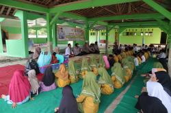 Bagikan Makanan Bergizi Gratis di Madrasah Diniyah