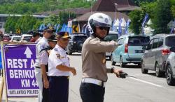 Libur Nataru, Rest Area di Kabupaten Semarang Mulai Dipenuhi Kendaraan Pelat Luar Jateng