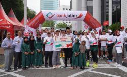 Bank Jatim Salurkan Donasi Melalui Jatimers Run To Care di Surabaya