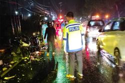 Terpental Masuk Selokan, Pengendara Motor di Kulonprogo Tewas Usai Tabrak Gerobak Mi Ayam