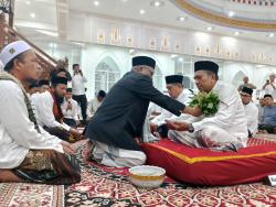 MPU Pijay Peusijuk Nyak Syi dan Nyak Hasan,Majelis Taklim Islamic Center At Taqarrub di Resmikan