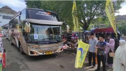 Antusiasme Ibadah Umroh di Subang Tinggi, Cahaya Raudhah Berangkatkan 1700 Jemaah