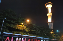 UMK Kota Bandung 2025: Peluang dan Tantangan di Balik Kenaikan UMR untuk Pekerja dan Pengusaha?