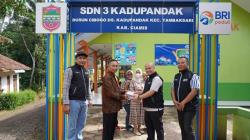 Peduli Pendidikan, BRI Salurkan Bantuan Buku untuk Perpustakaan Sekolah