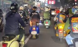 Depok Night Ride 2024: Ajang Silaturahmi Scooterist Depok Berlangsung Meriah