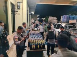 Polres Jayawijaya Gelar Razia Miras dan Sajam Jelang Akhir Tahun